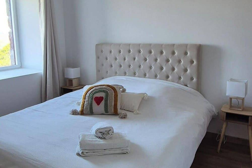 La Marilène Grange avec vue exceptionnelle in Loubressac, Lot