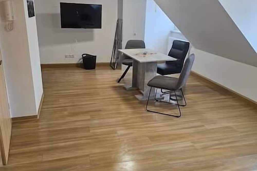 Ganze Wohnung, Ferienwohnung/App. für 2 Gäste mit 45m² in Braunsbedra in Braunsbedra, Saale-Unstrut