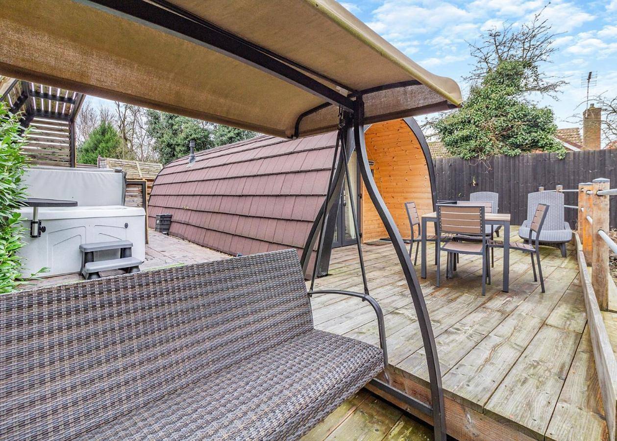 One-Bedroom Holiday Home 2 in Gunthorpe (Nottinghamshire), Nottinghamshire