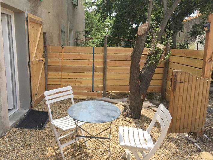 Gîte pour 2 personnes, avec terrasse et jardin, animaux acceptés à Capestang - 2