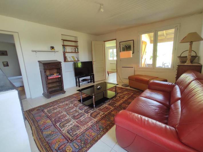 Location de vacances pour 6 personnes, avec vue ainsi que jardin et terrasse, animaux acceptés à Grignols (Gironde) - 3