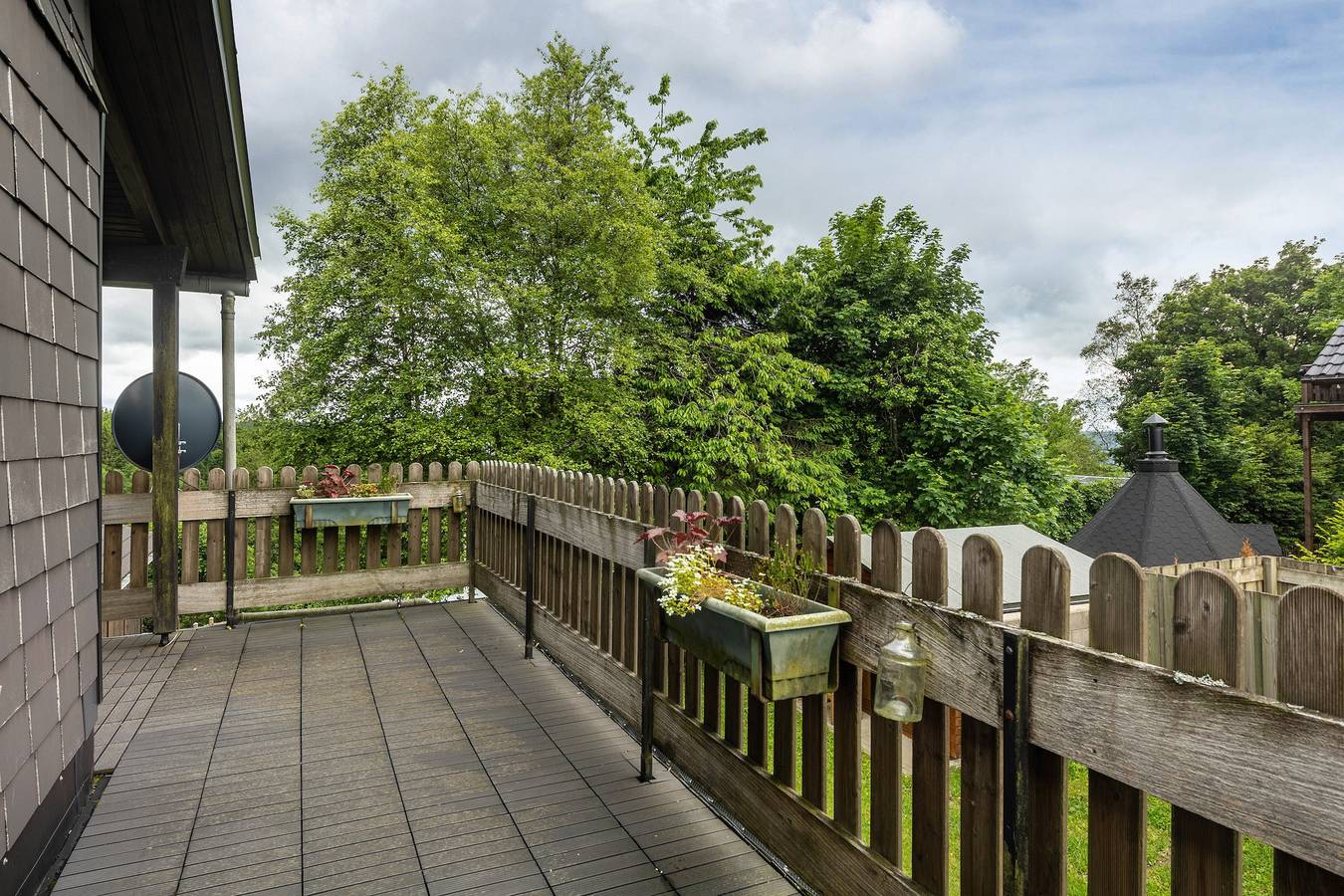 Ganze Wohnung, Ferienwohnung 'Schanze 20' mit Bergblick, Gemeinschaftsterrasse und Wi-Fi in Schanze, Schmallenberg