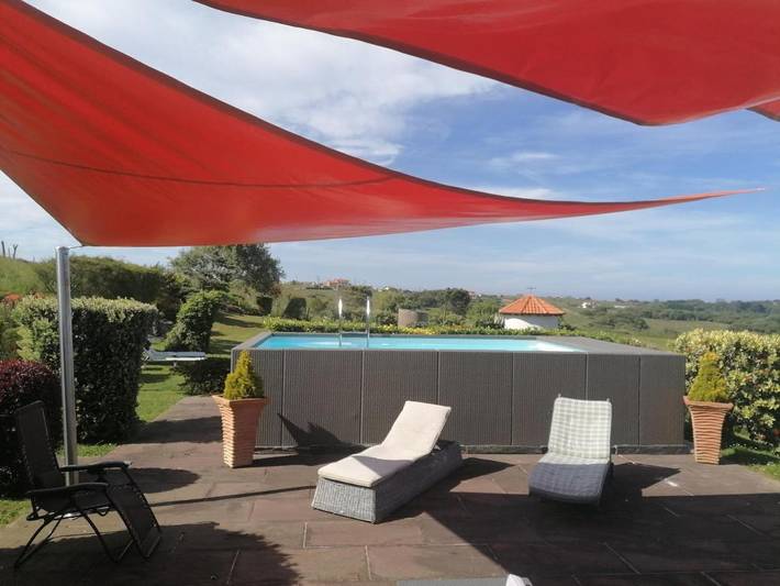 Casa rural para 2 personas, con jardín además de vistas y piscina, Se admiten mascotas en Trasmiera - 4