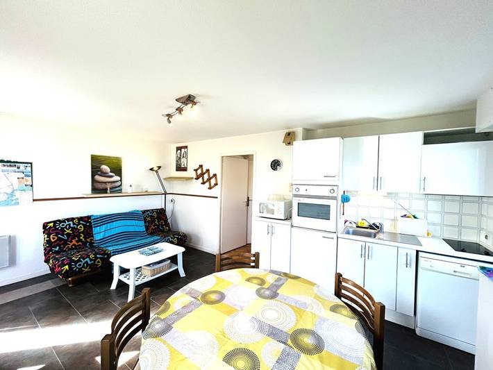Ganze Wohnung, Barrierefreies 2-Zimmer-Apt für 4 Pers. mit Wlan, 150 m vom Strand Courégant in Ploemeur, Côte des Mégalithes