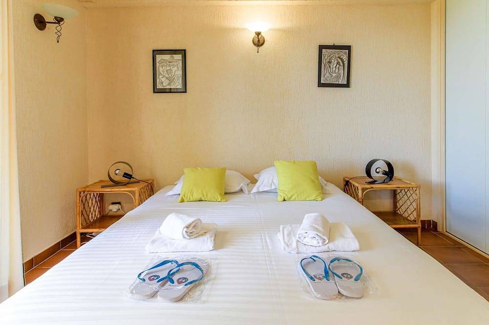 Charming house - Absolute peace  et  private pool in Cap Bénat, Bormes-les-Mimosas