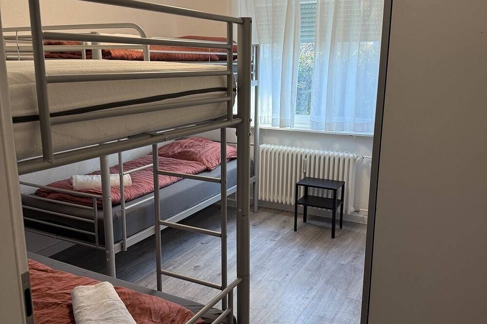 Appartement entier, Luxurious 3-room apartment for 2-7 guests - modern, large balcony & parking space in Breisach, Breisach am Rhein