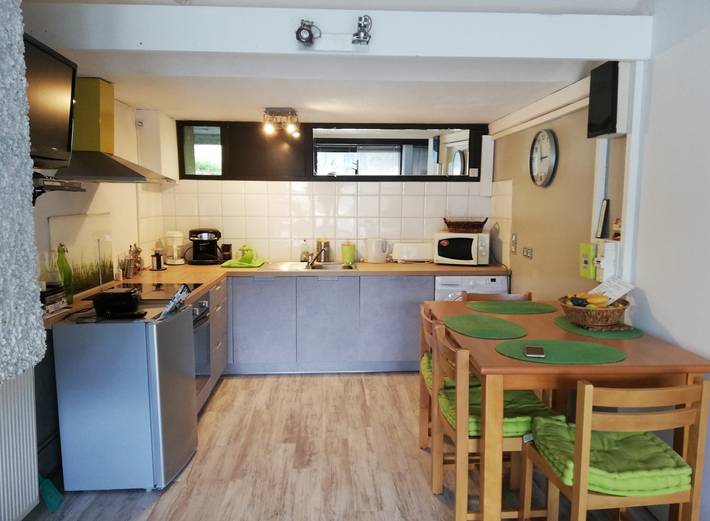 Gîte pour 3 personnes, avec terrasse et vue sur le lac, animaux acceptés à Campan - 2