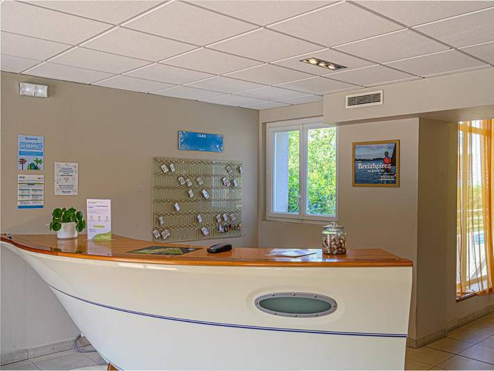 Location de vacances pour 2 personnes, avec piscine ainsi que jardin et terrasse à Plescop - 3