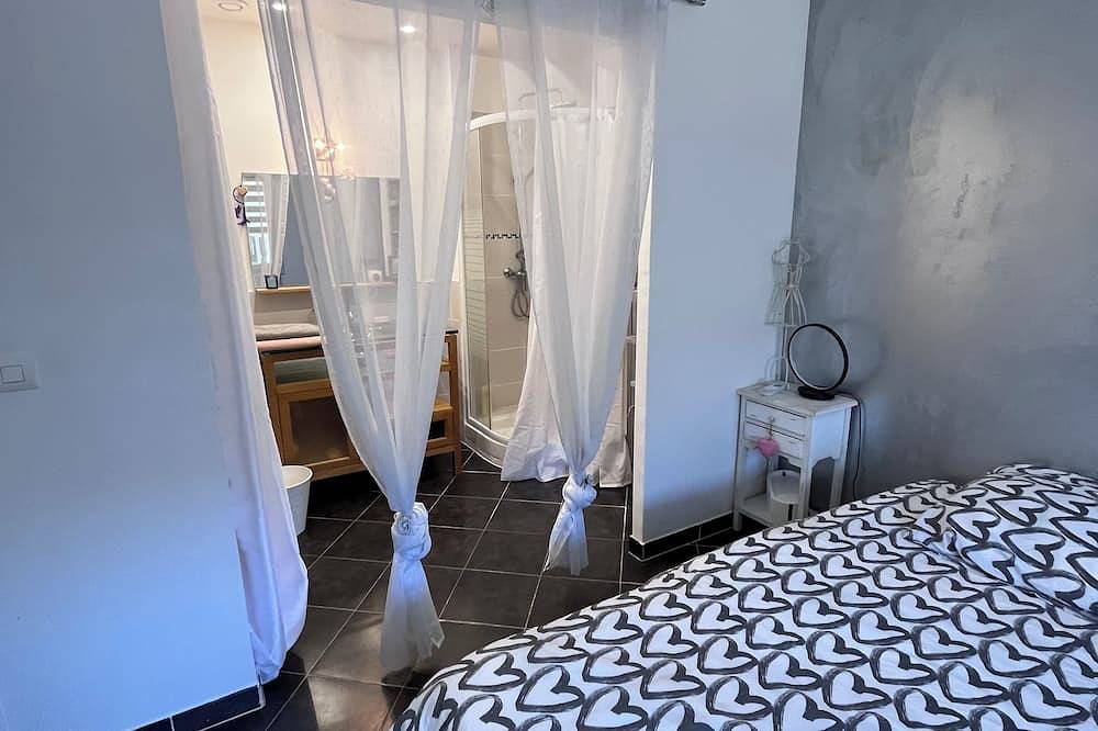 Très Jolie Maison Familiale, Piscine Cosy, Havre de Paix à 10 mn des Plages in Mauguio, Côte d'Améthyste