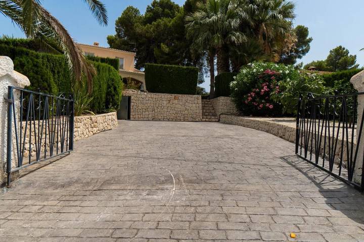 Villa für 10 Personen, mit Garten und Ausblick sowie Pool, mit Haustier in Moraira - 4