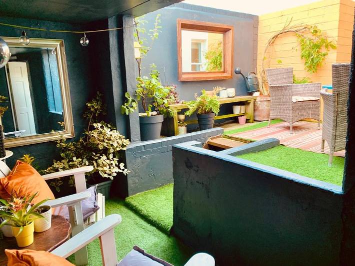 Ferienwohnung für 6 Personen, mit Balkon und Terrasse sowie Garten und Ausblick in Folkestone