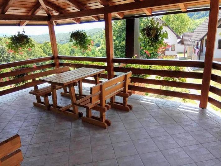 Hôtel pour 2 personnes, avec vue ainsi que jardin et terrasse dans Poljanak - 4