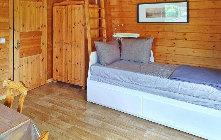 Appartement confortable au bord de l'eau avec terrasse et parking in Zechlinerhütte, Rheinsberg