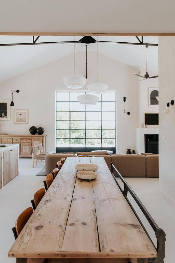 Cottage pour 12 personnes, avec vue ainsi que piscine et jardin, adapté aux familles à Bardou