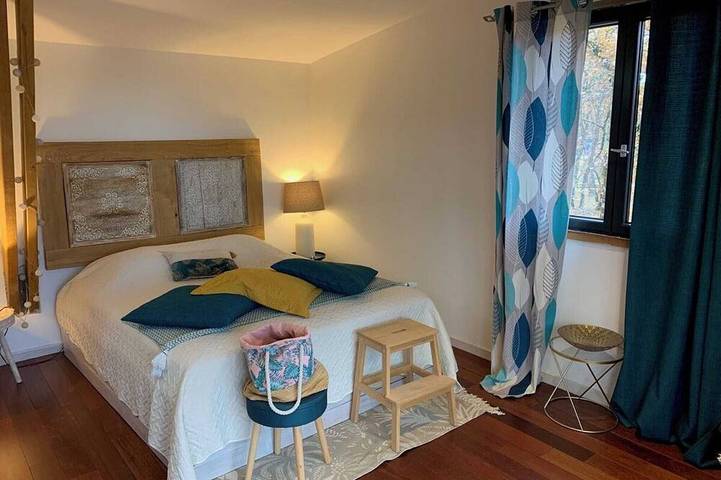 Gîte pour 2 personnes, avec piscine et jacuzzi