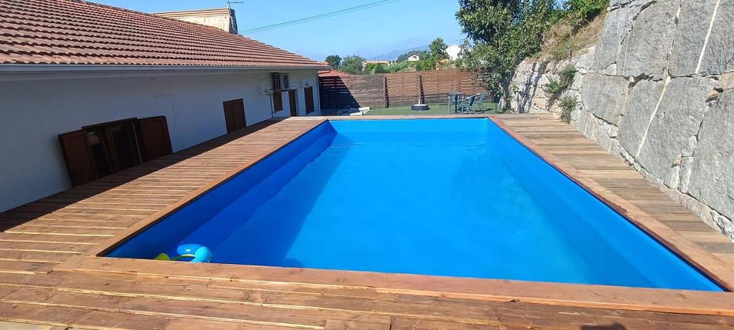 Casa de férias para 4 pessoas, com Varanda e Jacuzzi e ainda Terraço and Jardim em Marco de Canaveses