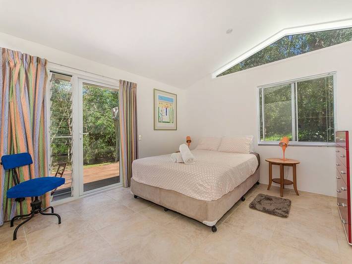 Cabin rentals and lodges for 2 people, with garden and terrace in Sunshine Coast