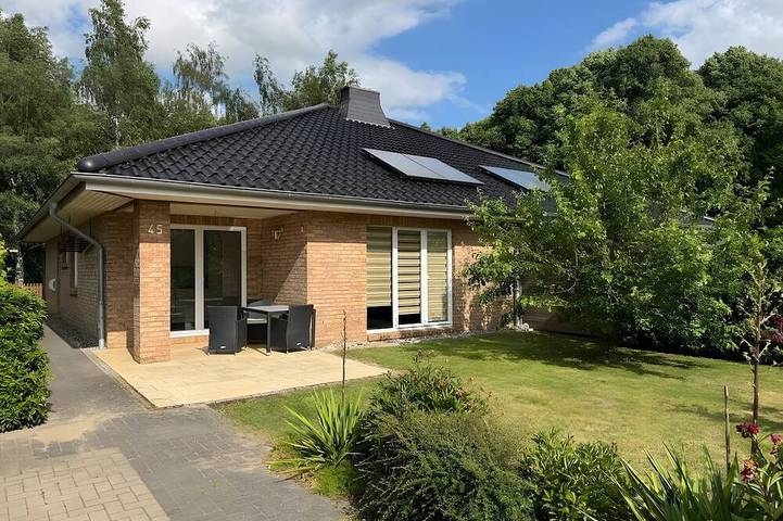 Ferienhaus für 7 Personen, mit Garten - 1