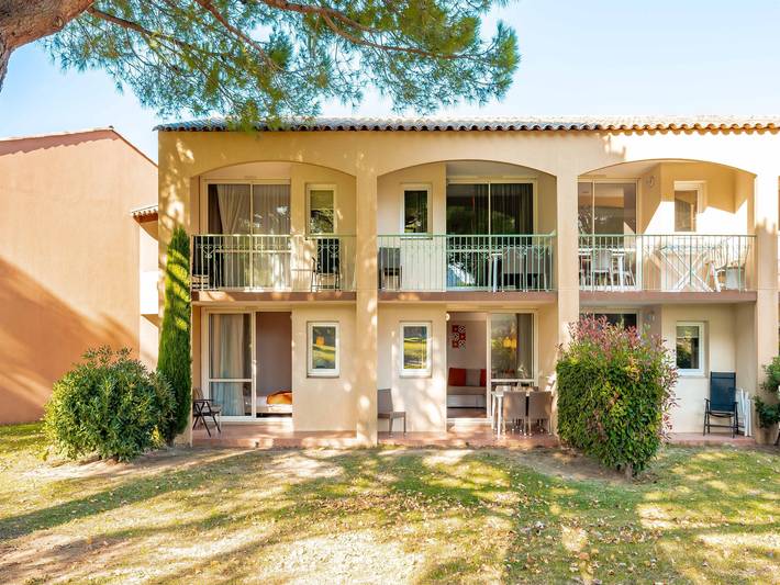 Maison de vacances pour 2 personnes, avec terrasse et piscine, animaux acceptés à Mandelieu-la-Napoule
