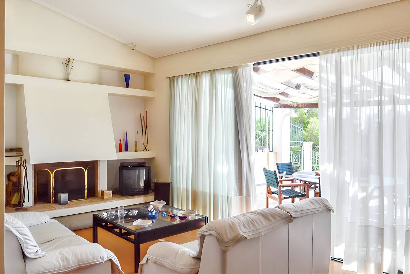 Charmante Villa mit Meerblick in Karistos in Euböa