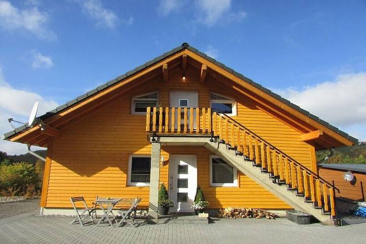 Ferienhaus für 4 Personen, mit Balkon in Rieden (Eifel)