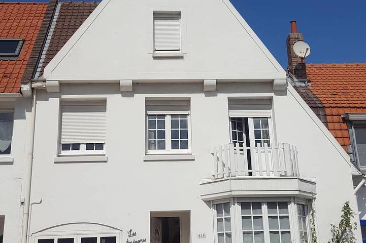 Ferienhaus für 9 Personen, mit Balkon und Garten