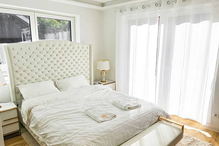 Ferienwohnung für 8 Personen, mit Balkon, mit Haustier in Sendling München - 2