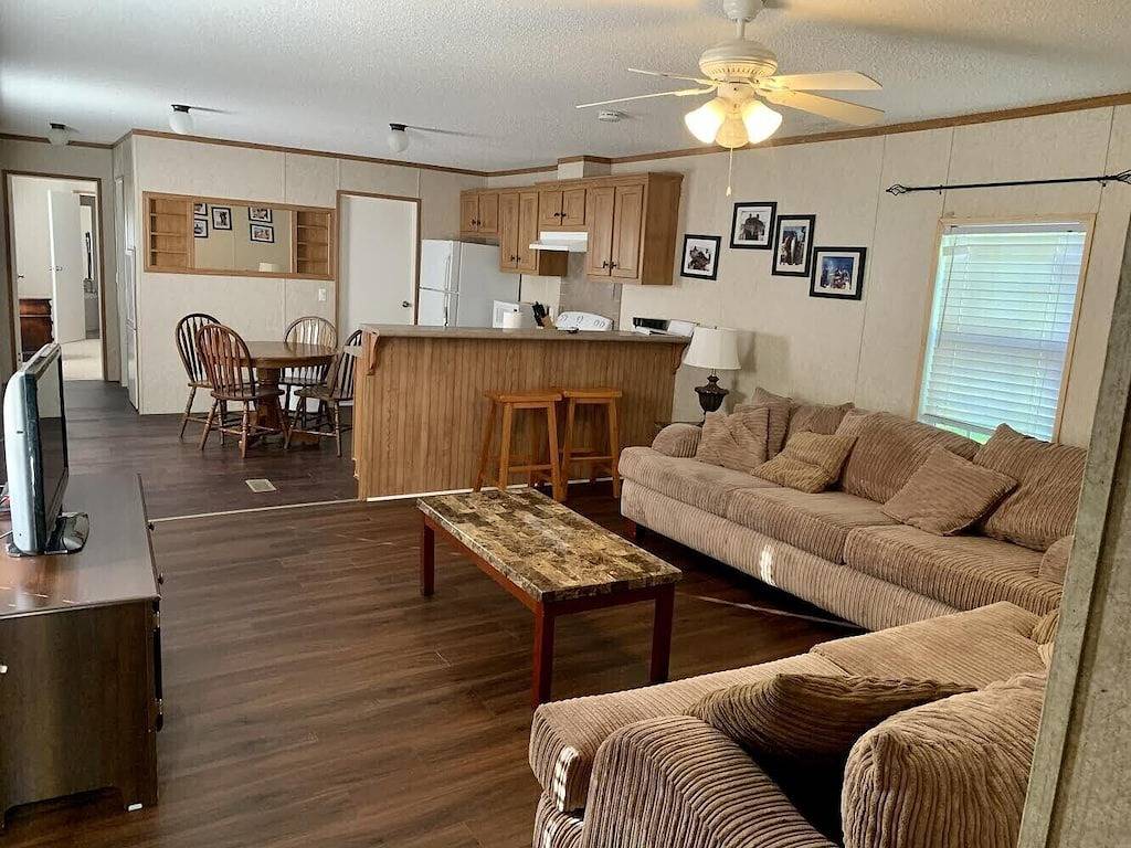 Kingfish - Privat & Gepflegt 3 Schlafzimmer 2 Badezimmer Private Miete in Plaquemines Parish