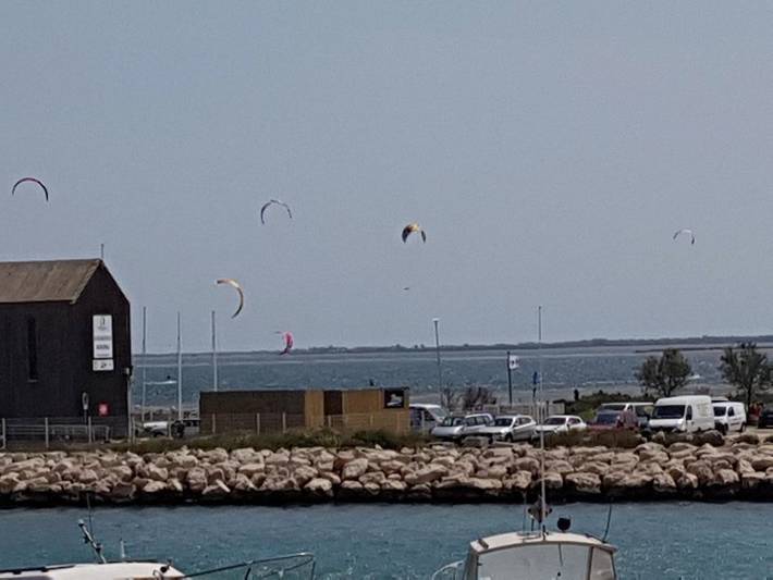 Gîte pour 4 personnes, avec vue et jardin, adapté aux familles à Port-Saint-Louis-du-Rhône - 4