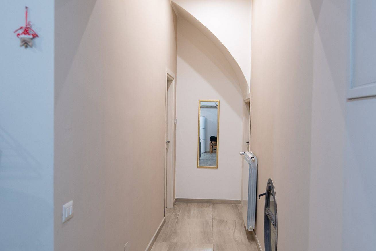 Ganze Wohnung, Ferienwohnung für 2 Personen mit Balkon/Terrasse in Neapel, Neapel Provinz