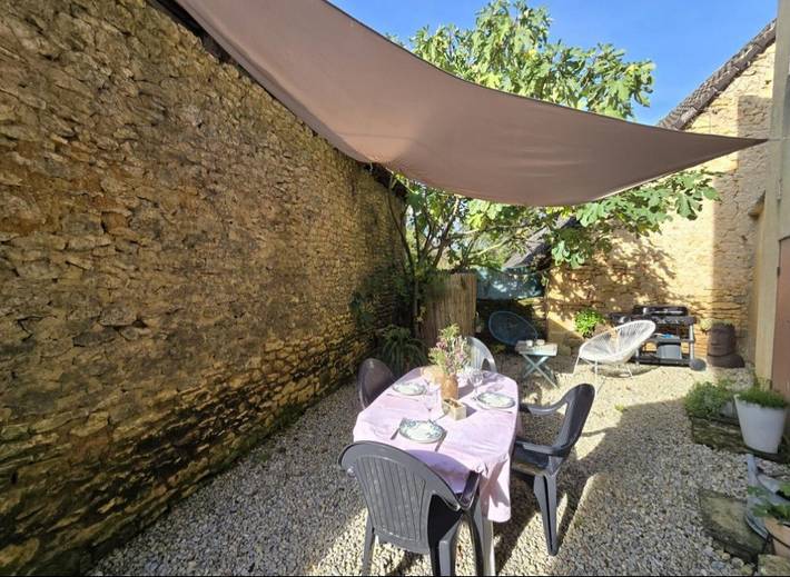 Gîte pour 5 personnes, avec jardin et terrasse