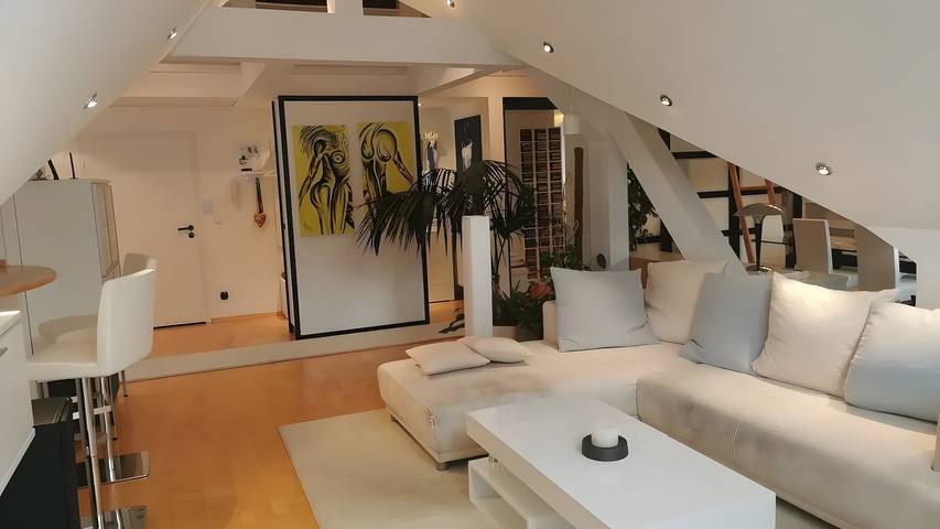 Appartement entier, Appartement « Pour 4 personnes 123 m² » avec piscine partagée, terrasse et Wi-Fi in Altenkunstadt, Oberes Maintal - Coburger Land