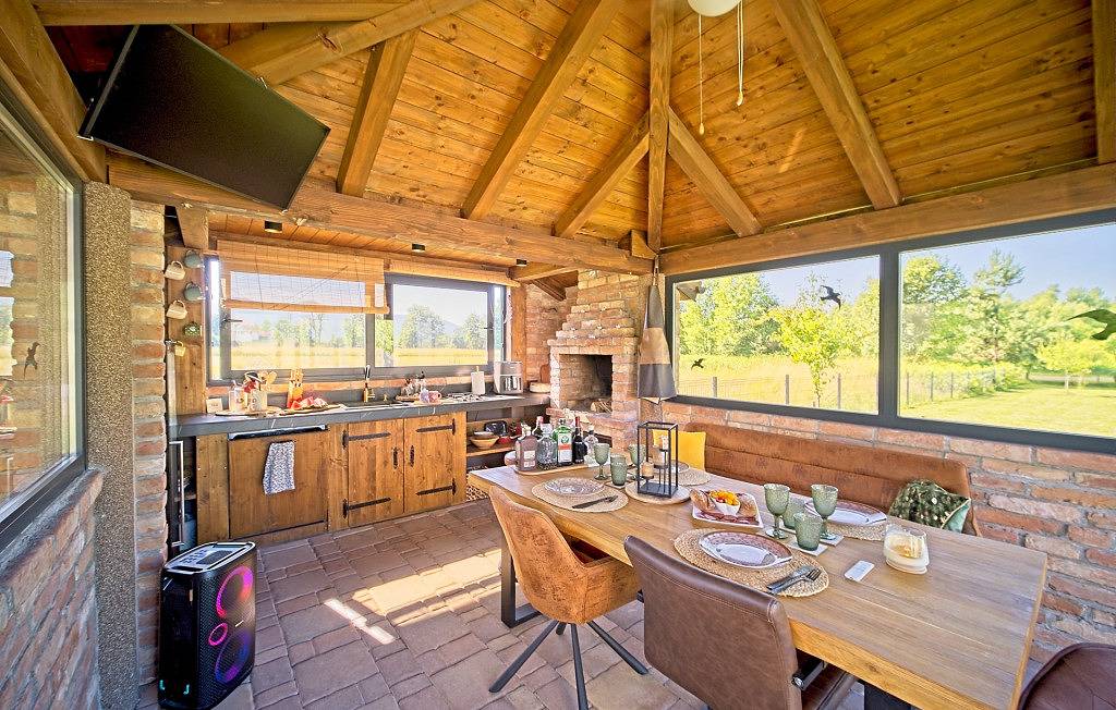 Villa pour 6 personnes avec terrasse in Gospić, Lika-Senj