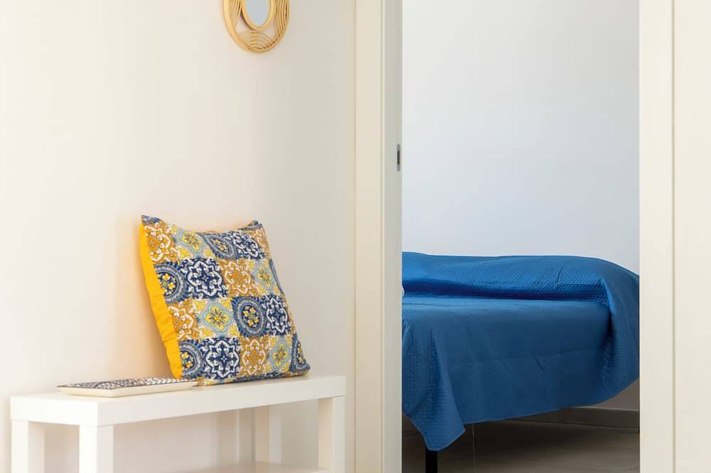Entire apartment, Blue Lagoon House, beach 2' walk, sea view, for families and small groups in Marina di Modica, Sicily