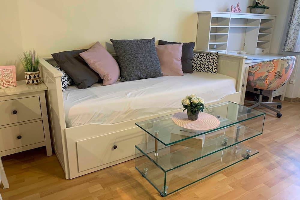 Ganze Wohnung, Studio mit Garten - Casa Lauda in Bad Vöslau in Bad Vöslau, Wienerwald