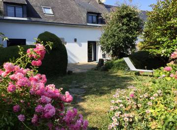 Gîte pour 6 personnes, avec jardin et terrasse, animaux acceptés à Moëlan-sur-Mer
