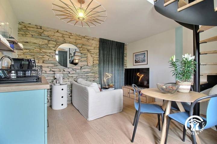 Gîte pour 2 personnes, avec jacuzzi et jardin à Sérent