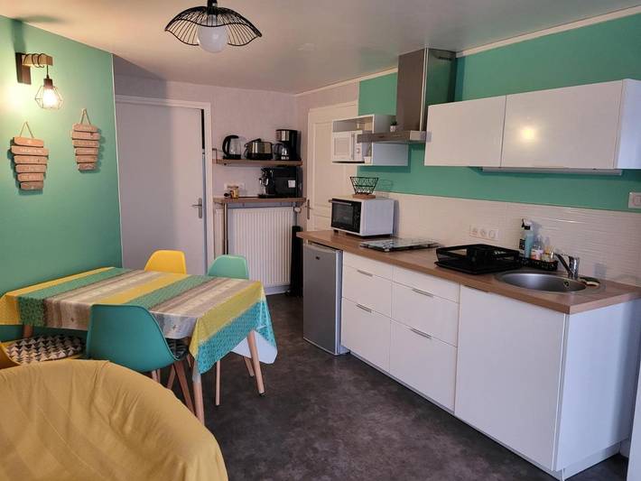 Gîte pour 4 personnes, avec piscine ainsi que jacuzzi et jardin à Faverolles-sur-Cher - 2