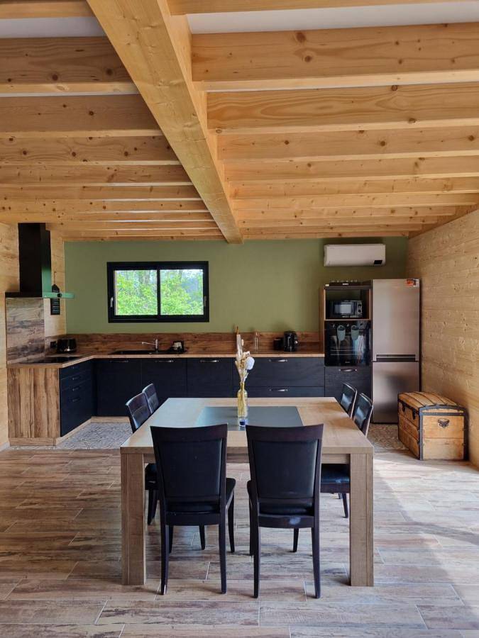 Location de vacances pour 6 personnes, avec Terrasse et Jardin à Noirétable - 3