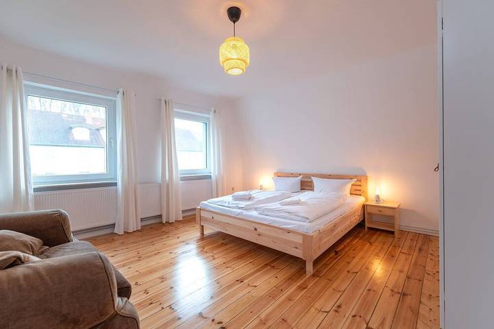 Ferienhaus für 12 Personen, mit Sauna und Terrasse sowie Garten in Koserow - 4