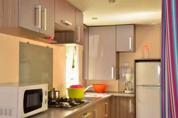 Camping voor 6 Personen in Murol, Besse-et-Saint-Anastaise en omgeving, Afbeelding 3