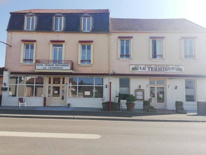 Hôtel pour 3 personnes, avec jardin et vue, animaux acceptés dans Précy-sous-Thil - 2