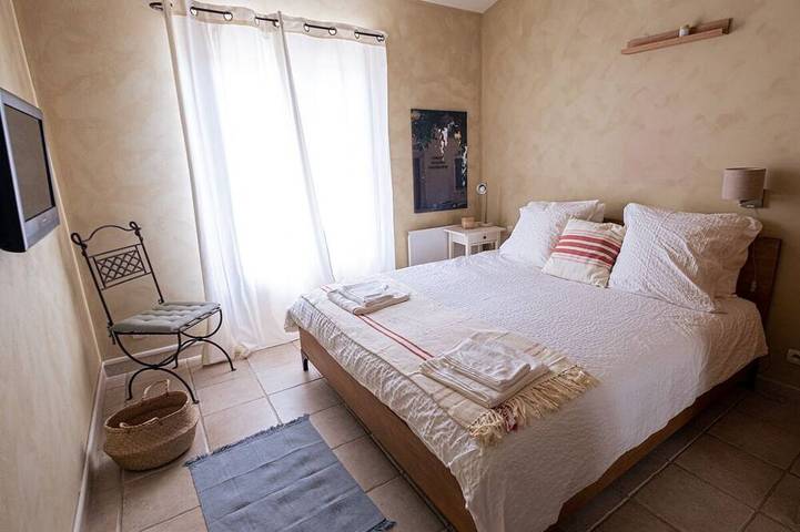 Location de vacances pour 6 personnes, avec terrasse à Joucas - 2