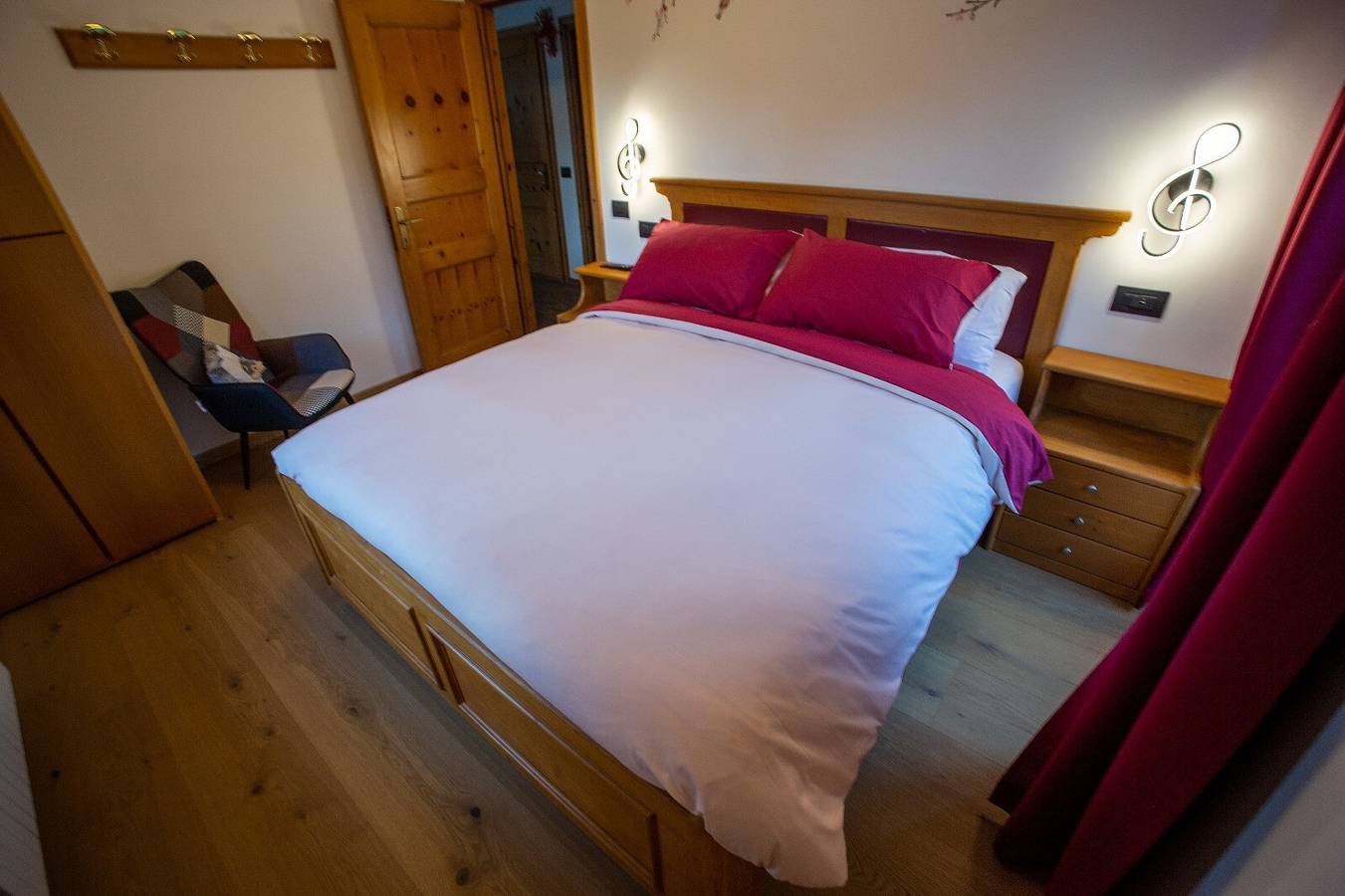 Ganze Wohnung, Apartment '3' mit Seeblick, Gemeinschaftsgarten und Wlan in Teola, Livigno
