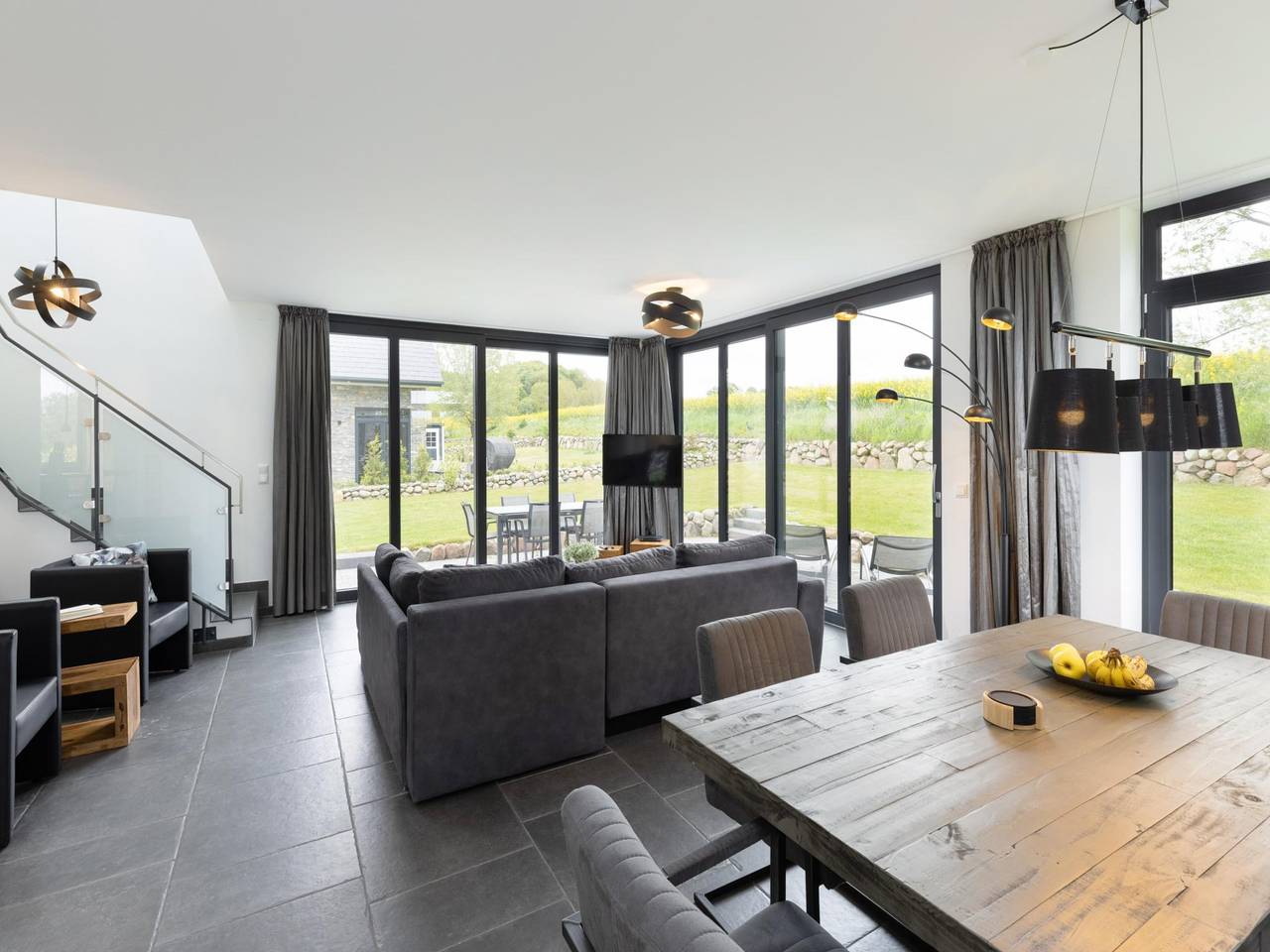 Luxus-Ferienhaus mit Sauna, Garten an der Ostsee in Hohenkirchen, Nordwestmecklenburg (Wismar und Umgebung)