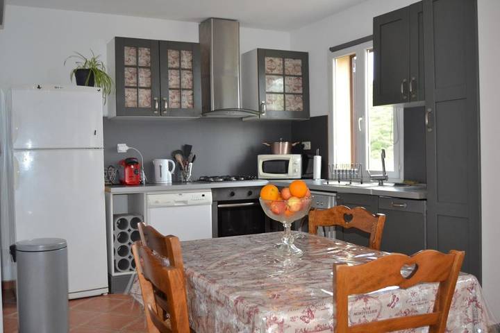 Chambre d’hôte pour 2 personnes, avec jardin et piscine en Corse - 2