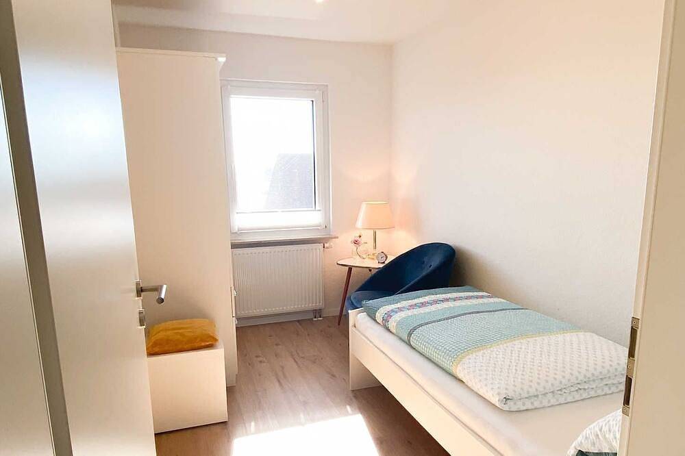 Ganze Wohnung, Haus Hinz - 3-Zimmer-Ferienwohnung Hinz, Dusche/Wc, 70 qm, Eg in Bermatingen, Region Bodensee-Oberschwaben