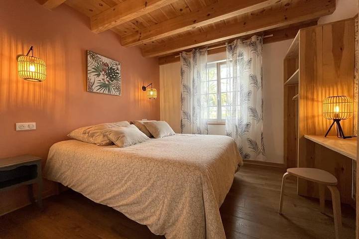 Location de vacances pour 2 personnes, animaux acceptés à Bardos - 2