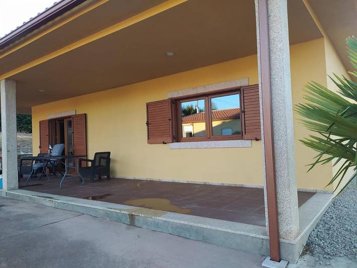 Location de vacances pour 7 personnes, avec vue ainsi que jardin et piscine, animaux acceptés dans Mogadouro - 4