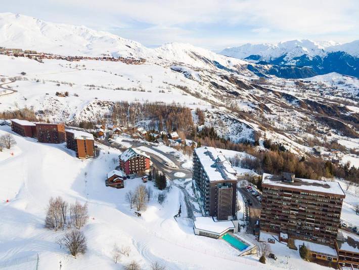 Appart’hôtel pour 8 personnes, avec sauna ainsi que balcon et piscine
